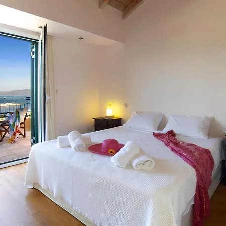 Villa Emelisse By