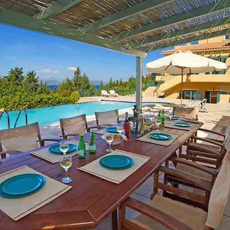 Emelisse By Villa Fiskardo